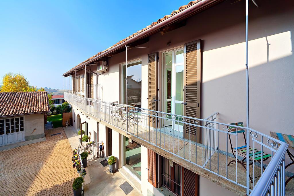 Casa Andrea La Morra Exterior foto